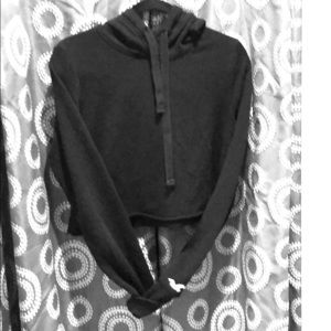 Cute cropped Hollister Hoodie